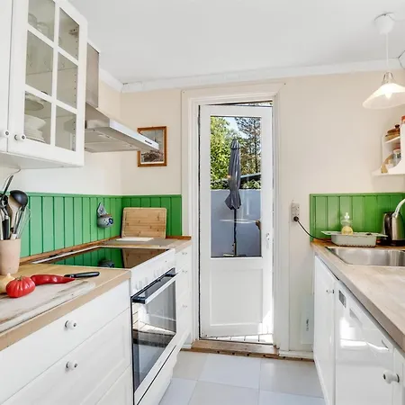 Carly - 100m From The Sea By Interhome Feriehus
