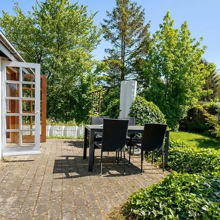 Carly - 100m From The Sea By Interhome Feriehus
